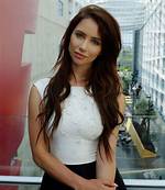10 Hottest Female Politicians: Beauty, Brains & Power
