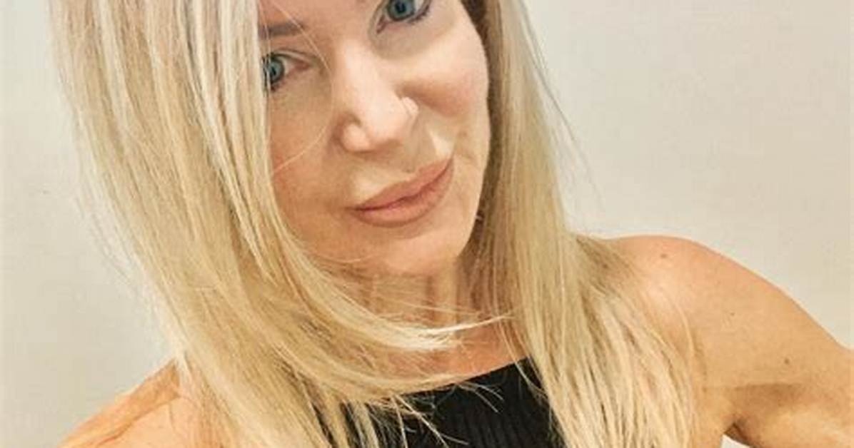 A 64-Year-Old Woman Shows How She Retains Her Youthful Appearance