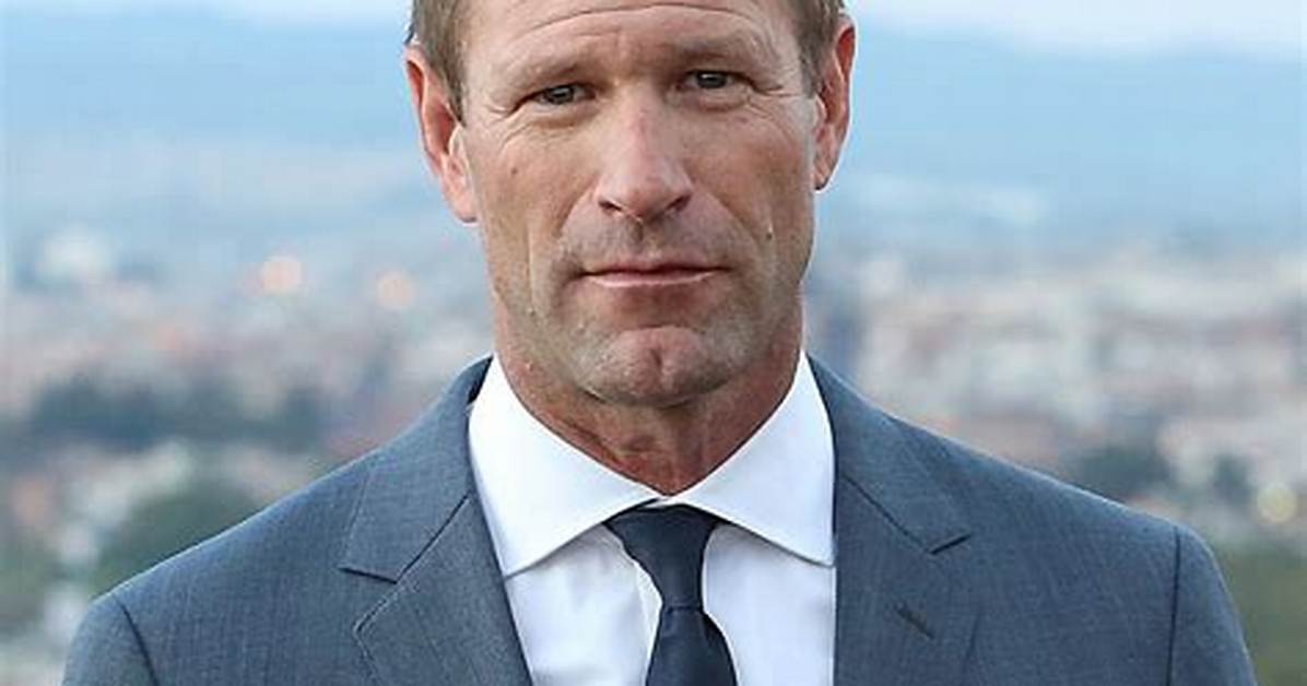 Aaron Eckhart's Fortune Projected for 2024: an in-Depth Analysis