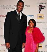 David Robinson Is Married to Wife: Valerie Hoggatt. Kids.