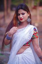 Discover Hot Desi Videos: See What's Trending Now! - Explore Now