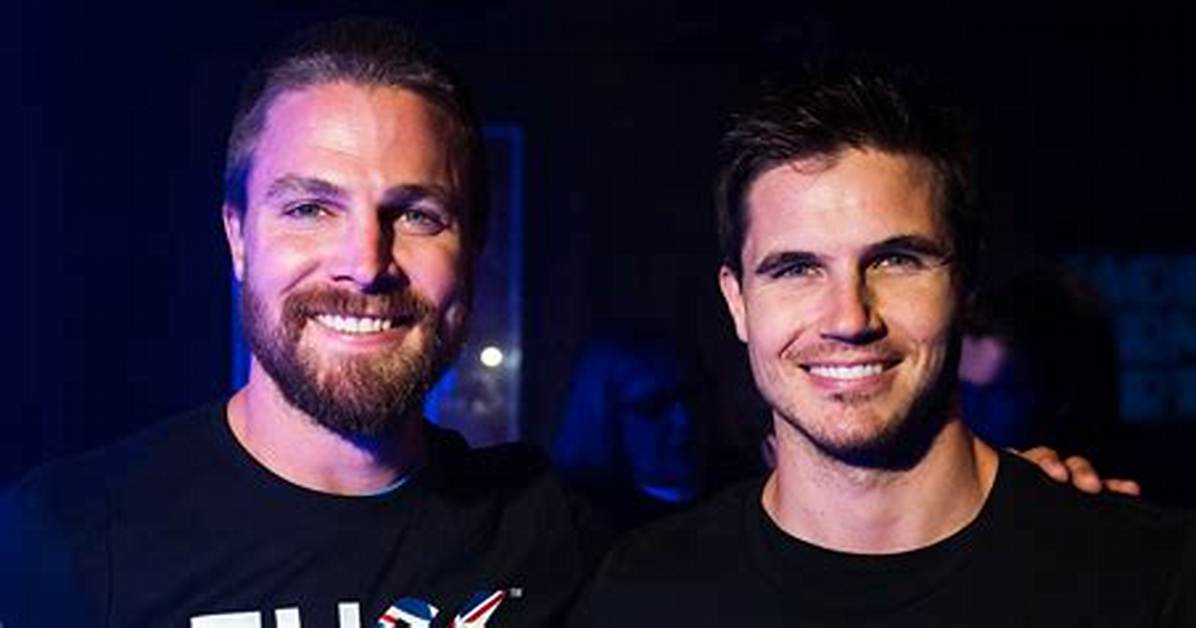Does Stephen Amell Have a Sibling?