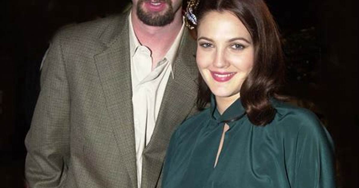 Does Tom Green Have a Wife?