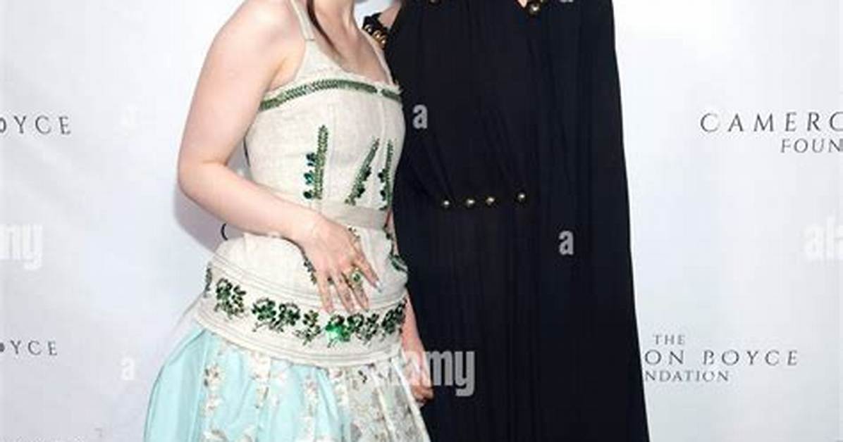 Dove Cameron and Sofia Carson: a Dynamic Duo in Hollywood