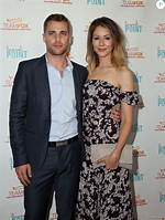 Dustin Milligan and Amanda Crew: a Dynamic Duo in Hollywood