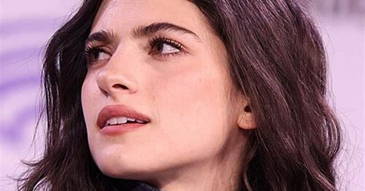 Ella Hollywood: a Comprehensive Wikipedia Overview