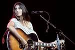 Emmylou Harris Bio (Wiki) | Jivevib