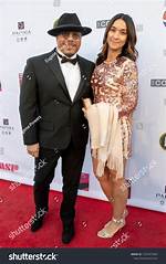 Howard Hewett Spouse