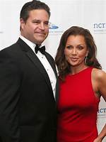 Is Vanessa Williams Still Hitched to Jim Skrip?