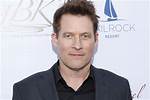 James Tupper- Wiki, Biography, Age, Height, Net Worth, Wife