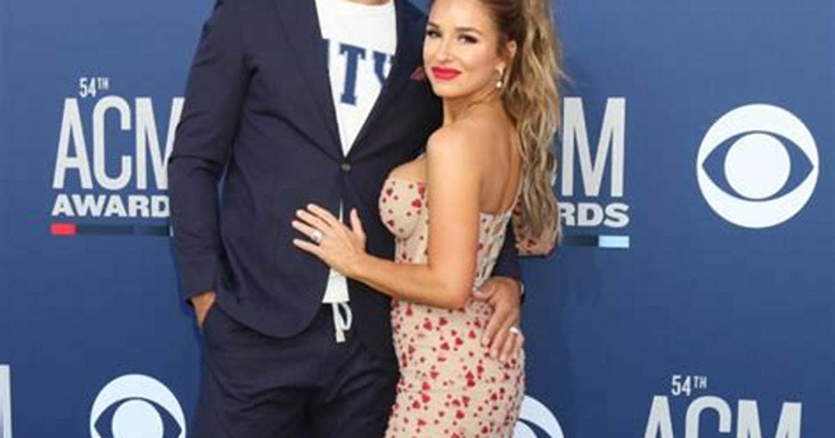 Jessie James Decker's Height and Weight: the Ultimate Guide
