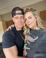 Joey Lawrence Wife, Brothers, Family, Height, Net Worth, Is He Gay?