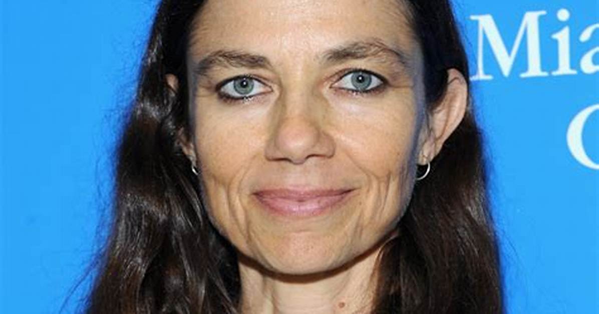 Justine Bateman: a Comprehensive Look at the Life and Career of a Multi-Talented Actress