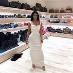 Kim Kardashian Feet, Shoe Size & Shoe Collection