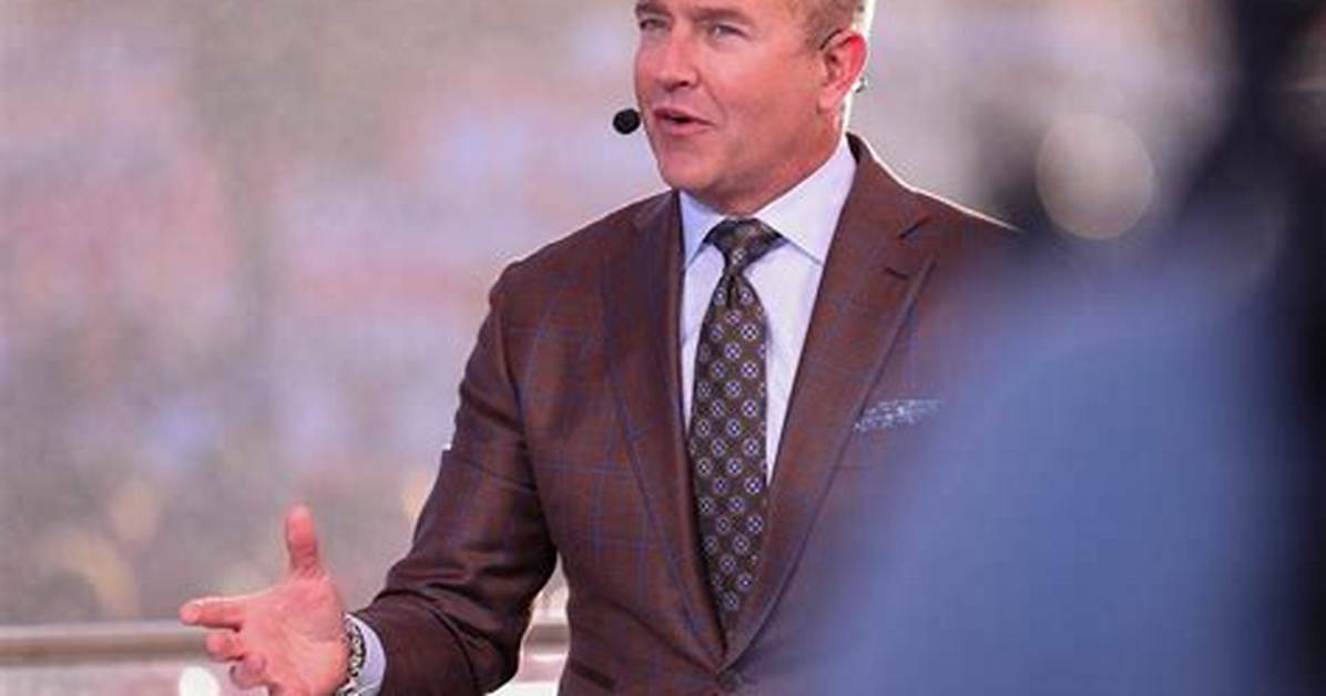 Kirk Herbstreit Face: the Charismatic Personality Behind College Football Commentary