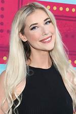 Noelle Foley Height, Weight, Net Worth, Biography, Age, Boyfriend