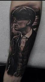 Real or Fake: What Cillian-Murphys Tattoos Mean?