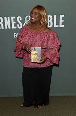 Retta Height, Weight, Net Worth, Age, Birthday, Wikipedia, Who, Instagram, Biography