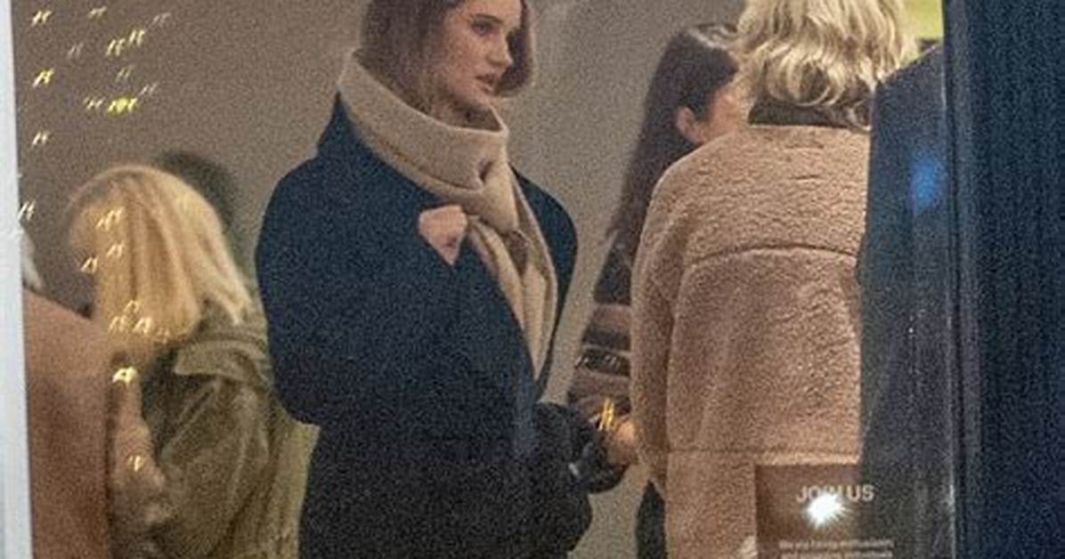 Rosie Huntington-Whiteley Parents: Meet Charles Andrew Huntington-Whiteley, Fiona Huntington-Whiteley