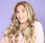 Rosie Mcclelland – Biography, History, Age, Weight, Height, Relationships