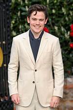Sam Clemmett: What to Know About Queen Charlotte's Young Brimsley
