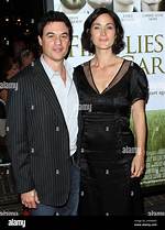Steven Roy – 6 Facts About Carrie-Anne Moss’ Husband