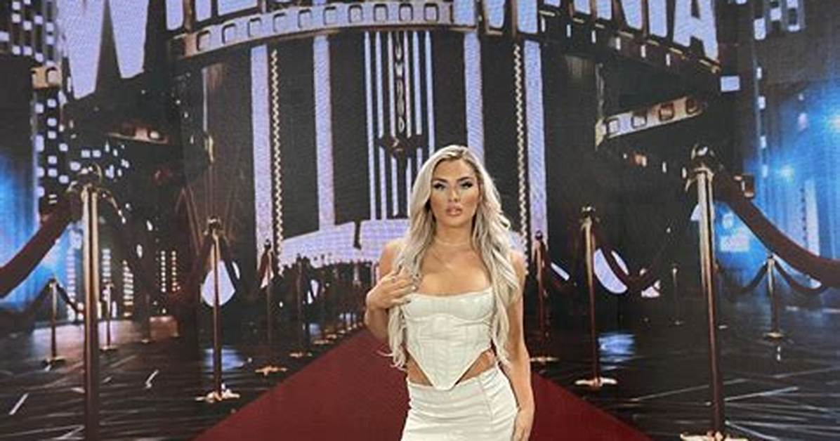 Tiffany Stratton Feet: a Comprehensive Look at the Rising Star