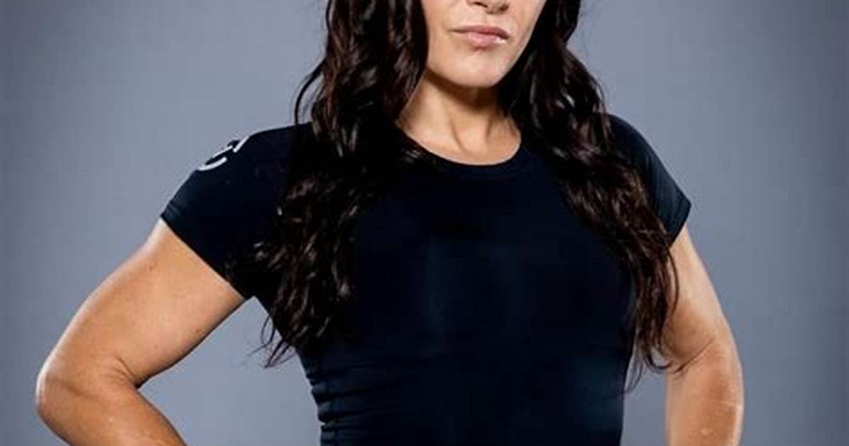Ufc's Cat Zingano Crushes Black Bikini Before Ufc Return