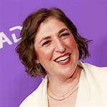 Unraveling the Life of Mayim Bialik's Sister: a Journey of Sisterhood