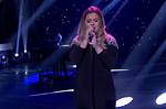 Unveiling Kelly Clarkson's Unforgettable Emotional Performance