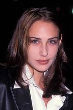 Unveiling the Charisma of Claire Forlani