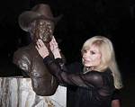 Unveiling the Enigma: Burt Reynolds' Stature Revealed