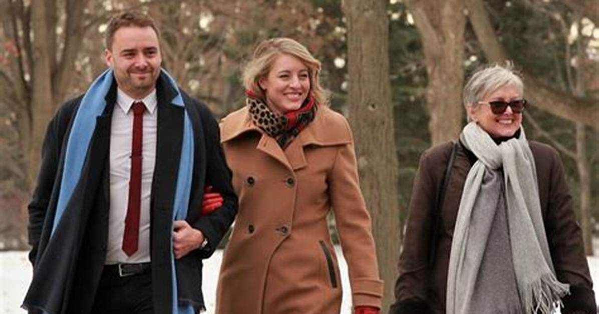 Unveiling the Family Life of Melanie Joly: Does She Have Children?