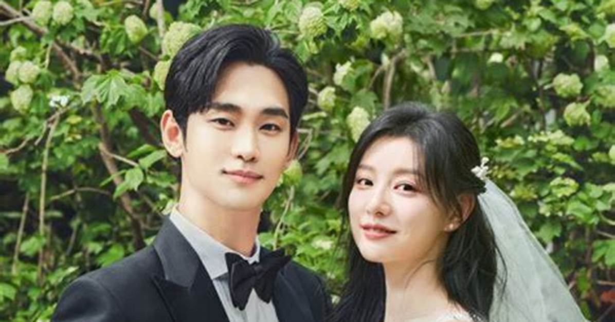 Unveiling the Journey: When Did Kim Soo Hyun Debut?