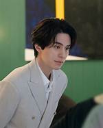 Unveiling the Relationship Status of Lee Dong Wook: Is He Married?