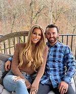 Whitney Ward Dillon Husband, Married, Net Worth, Age, Height, Kids, Bio