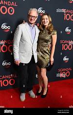 Who Is Actress Zoe Perry Married to Today?