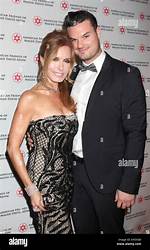 Who Is Tracey Bregman Married to in Real Life? Meet Ex Husband Ronald Recht